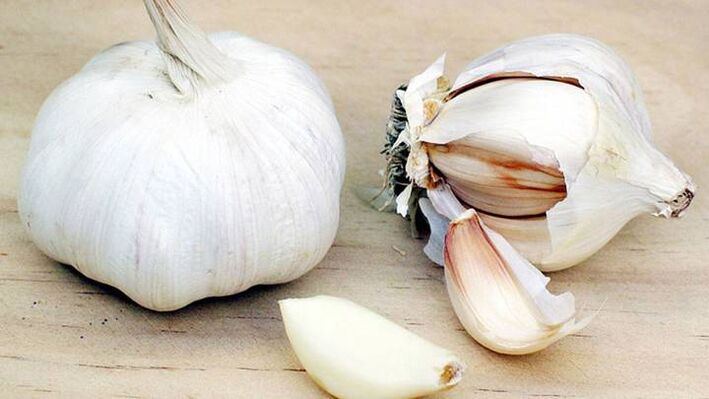 garlic for athlete's foot